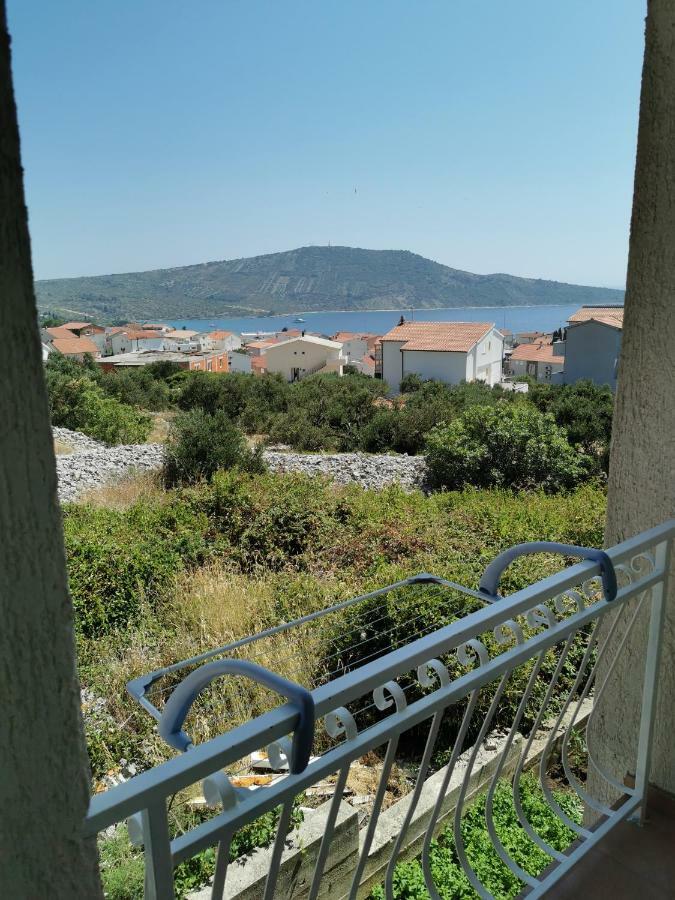 Apartmani Dekovic Primošten Værelse billede